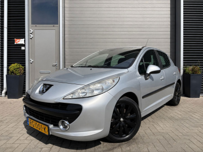 Peugeot 207 1.4-16v xr/130.000/vol jaar apk/airco/carplay