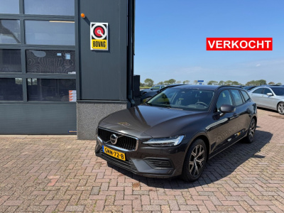 Volvo V60 2.0 b4 essential edition
