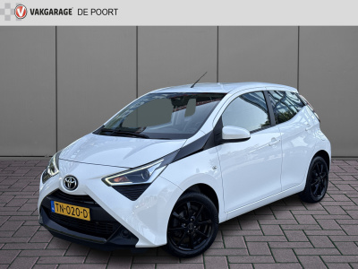 Toyota Aygo 1.0 vvt-i x-play | cruisec. | camera | airco | carplay | sportvelgen