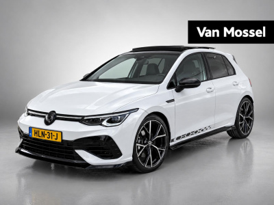 Volkswagen Golf 1.5 etsi r-line business | automaat | panoramadak | 19 inch velgen | black style | stoel/ stuurverwarming | achteruitrijcamera | apple carplay/ android auto | full-led |
