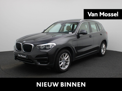 BMW X3 xdrive30e high executive | automaat | panorama dak | climate control | virtual cockpit | memory seat | apple carplay | sfeer verlichting | navigatie | stoel verwarming | elec. achterklep | achter bank verwarming