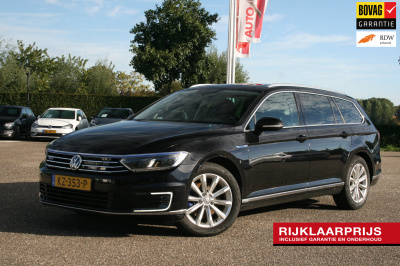 Volkswagen Passat variant 1.4 tsi gte connected series plus