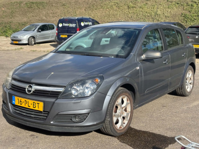 Opel Astra 1.8 cosmo