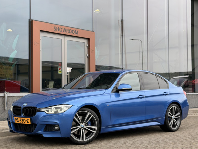BMW 3-serie 320i m-sport | cruise | stoelverwarming | navi | leder | led |
