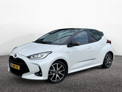 Toyota Yaris 1.5 hyb. executive | nl auto | dealerondehouden | hud | jbl audio