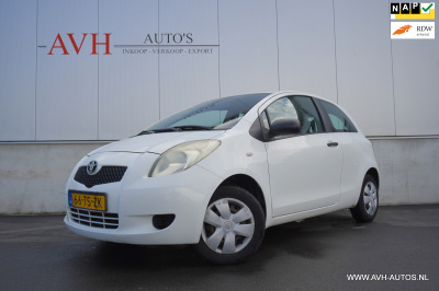 Toyota Yaris 1.0 vvti