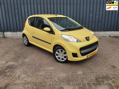 Peugeot 107 1.0-12v xs