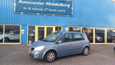 Renault Scenic 1.6 16v tech line