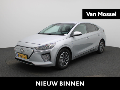 Hyundai Ioniq comfort ev 38 kwh | automaat | parkeer sensoren | virtual cockpit | cruise control | climate control | navigatie | dab | led | bluetooth | sfeer verlichting | stoel verwarming | camera