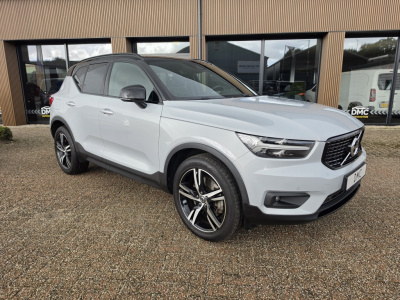 Volvo XC40 r design recharge plug-in hybrid lane assist | trekhaak | camera | nubuck/sportstoelen | 19 inch | verkeersbordherkenning