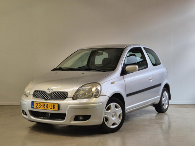 Toyota Yaris 1.3 vvt-i s-line