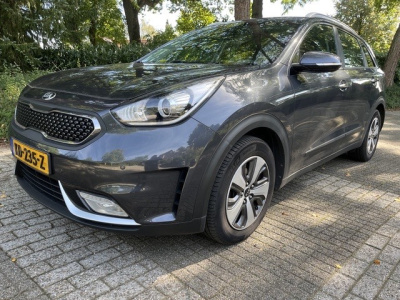 Kia Niro 1.6 gdi hybrid first edition | automaat | half-leder | parkeercamera