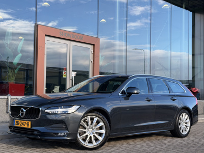 Volvo V90 2.0 t4 momentum | apple carplay | acc | elek. trekhaak | stoel/stuurverwarming | achterbank verwarmd |