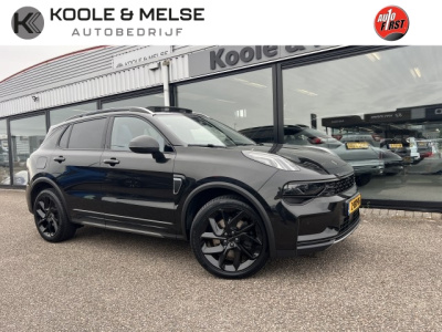 Lynk & Co 01 1.5 261pk phev 7dcth , black edition , panodak , adaptive cc , carplay .