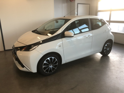Toyota Aygo 1.0 vvt-i x-play