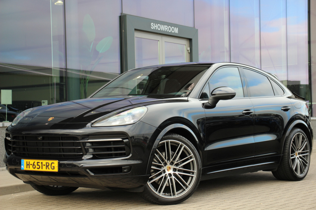 Porsche Cayenne coupé 3.0 e-hybrid | sosftclose | stoelventilatie | 360 camera | chrono | sportdesign