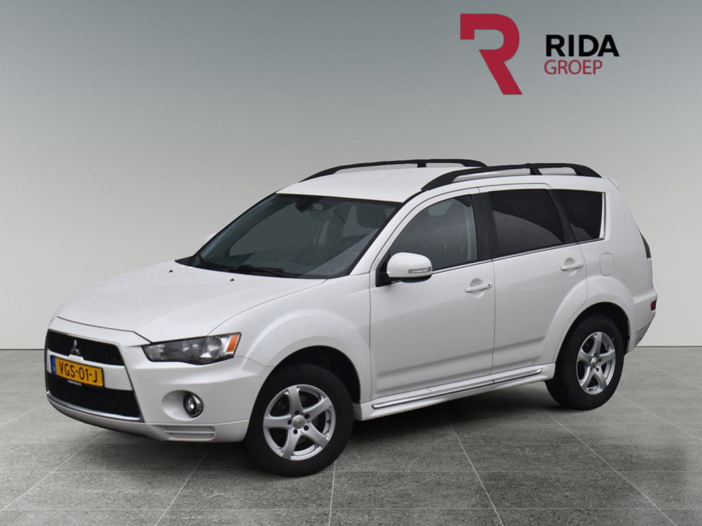 Mitsubishi Outlander outlander 2.2 di 4wd geel kenteken leder, navi, camera, trekhaak