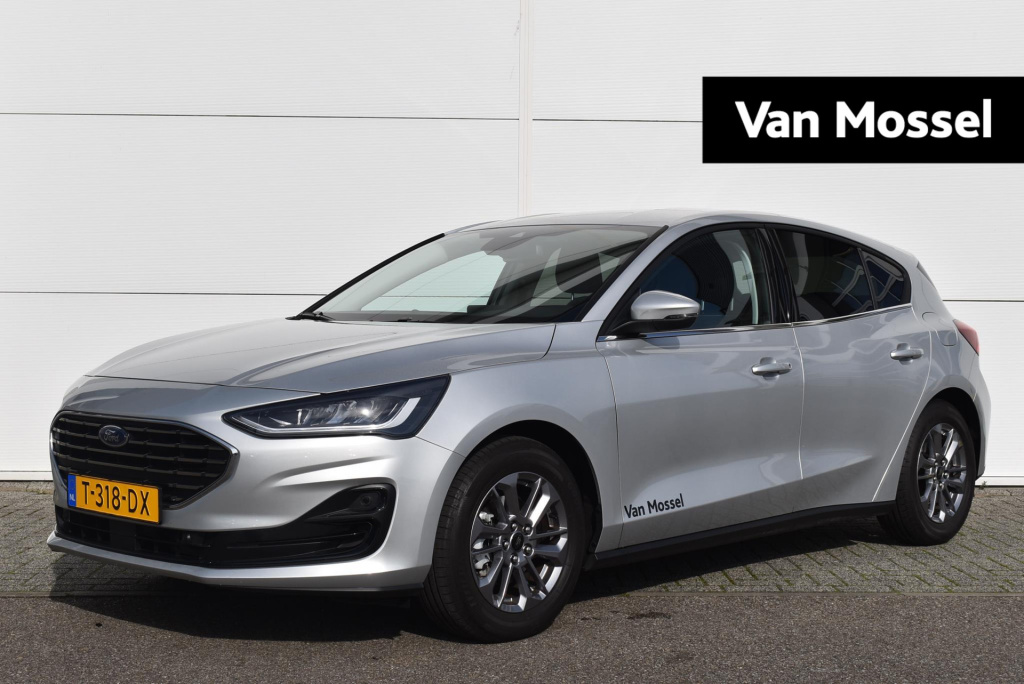 Ford Focus 1.0 ecoboost hybrid titanium | btw auto | navigatie | apple carplay | android auto | parkeersensoren voor & achter |