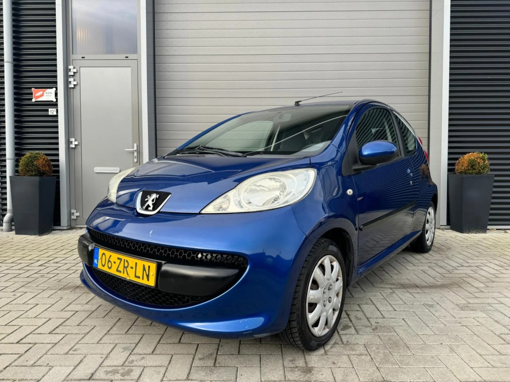 Peugeot 107 1.0-12v xs