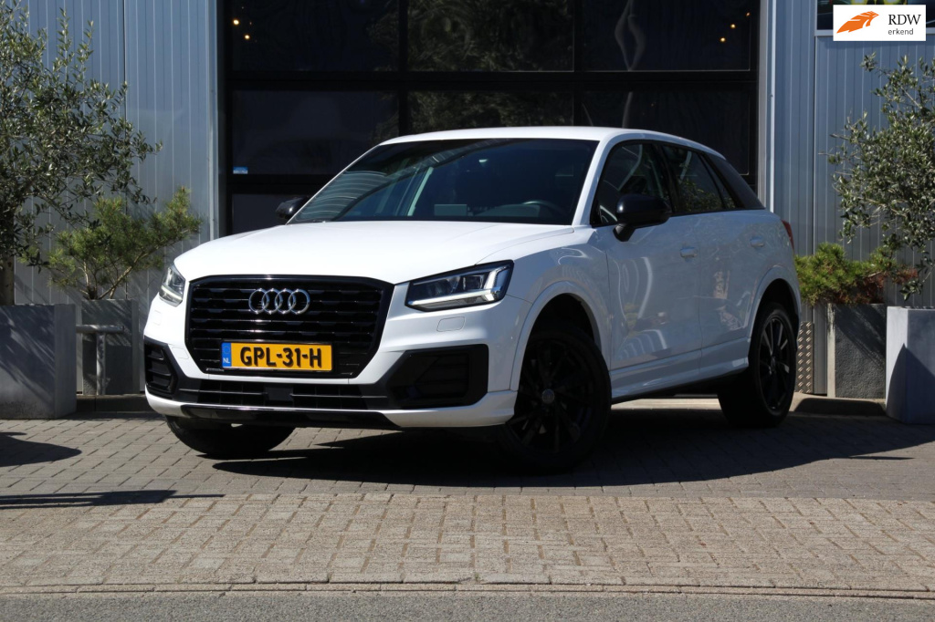Audi Q2 1.4 tfsi sportline - automaat - acc - led - matrix - apple carplay - stoel verw - 150pk - pdc - s-line