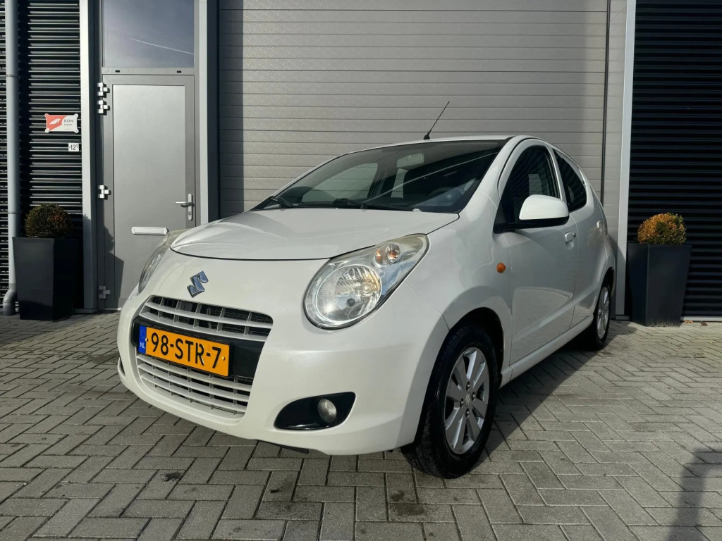 Suzuki Alto 1.0 exclusive