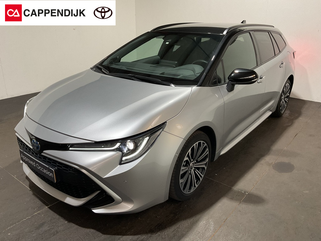 Toyota Corolla Touring Sports 1.8 hybrid executive | navi | bi-tone | camera | blind-spot |