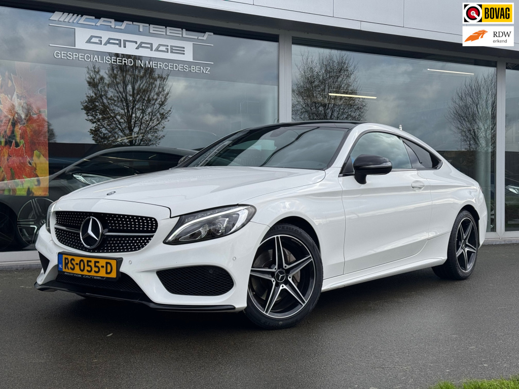 Mercedes-Benz C-Klasse coupé 200 amg line night- pakket automaat , panoramadak , afneembare trekhaak