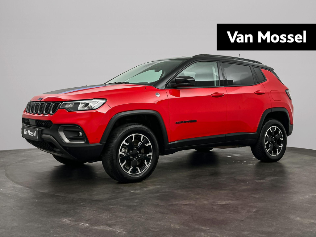 Jeep Compass 4xe 240pk plug-in hybrid trailhawk | navigatie | achteruitrijcamera | parkeersensoren | half leder | climate control | led | lichtmetalen velgen |