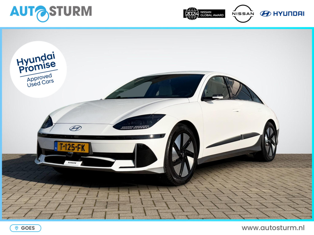 Hyundai Ioniq 6 lounge 77.4 kwh digitale buitenspiegels | head-up display | bose audio | leder 'grijs' | 360° camera | stoelverwarming + -ventilatie | geheugenstoel | rijklaarprijs!