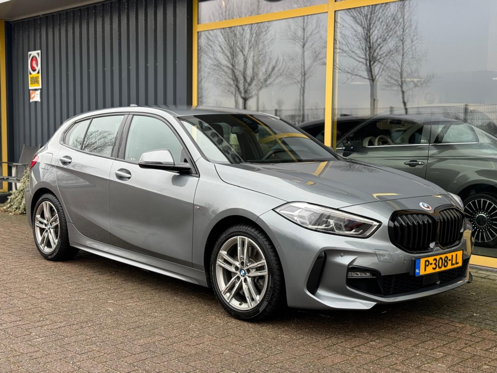 BMW 1 Serie 120i bns edition