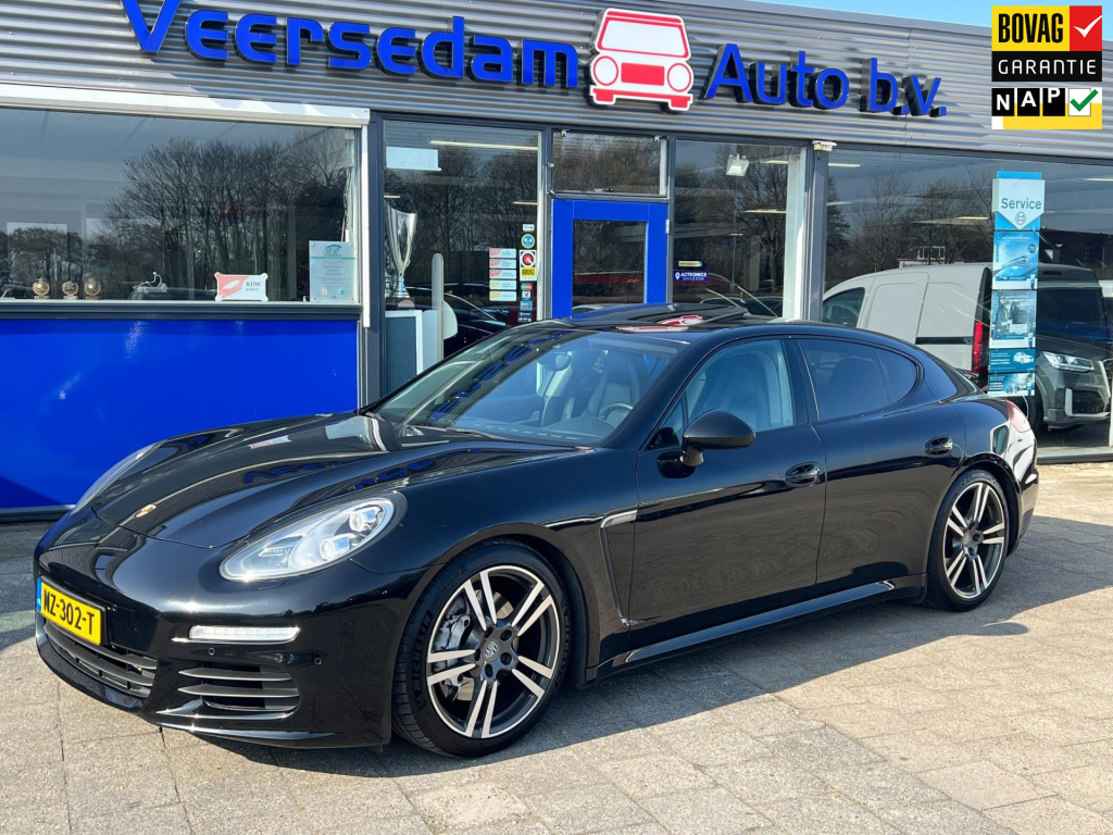 Porsche Panamera schuif/kanteldak, leer, navi, afn. trekhaak enz...