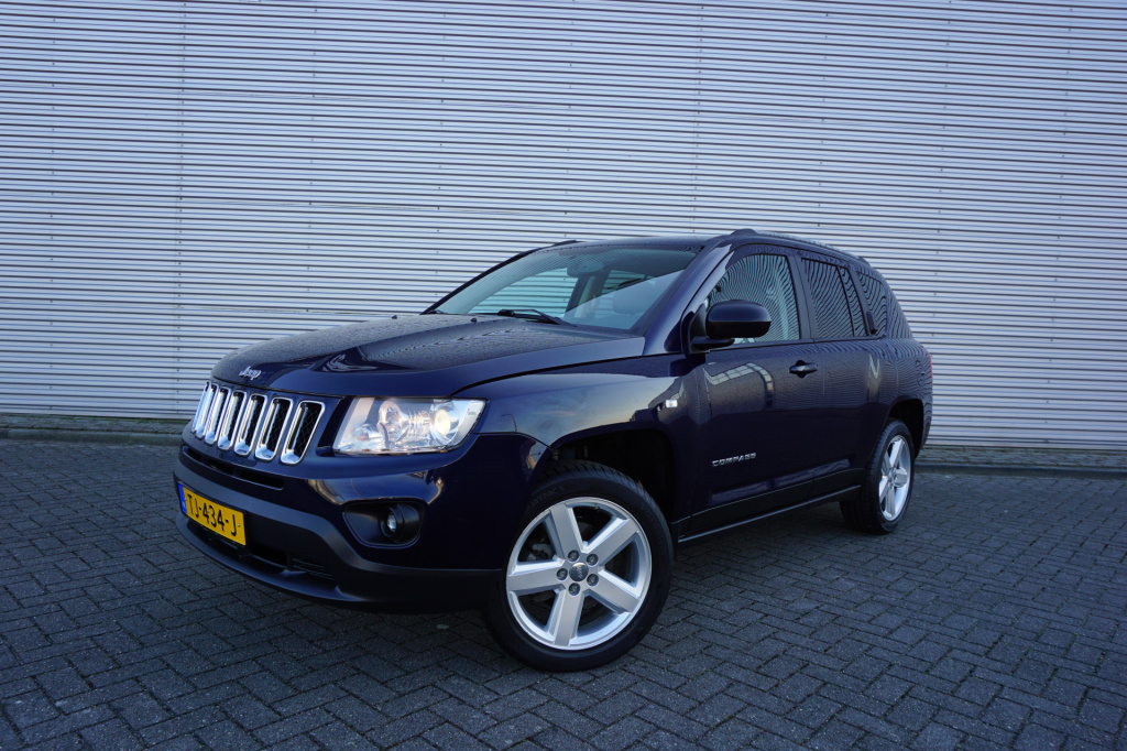Jeep Compass 2.4 limited 4wd automaat airco / navi / cruise / elektr. ramen / trekhaak