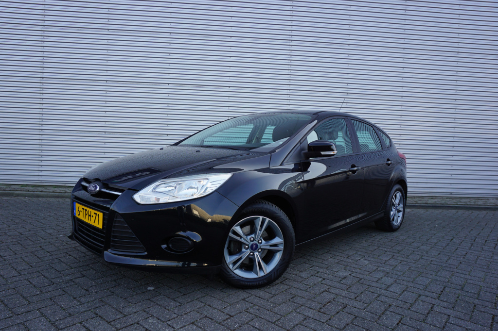 Ford Focus 1.0 ecoboost edition airco / cruise / elektr. ramen / lm velgen / nap