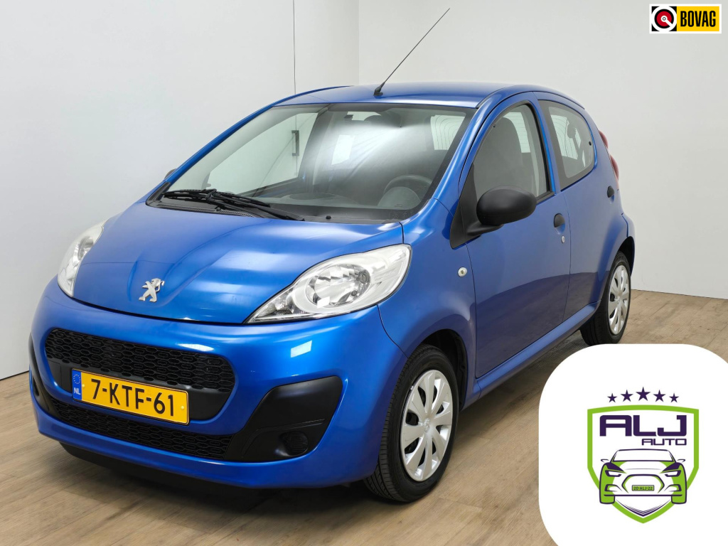Peugeot 107 occasion 1.0 access accent met airco en 5 deurs uitvoering | tweedehands peugeot 107 in blauw | weinig km | nette auto