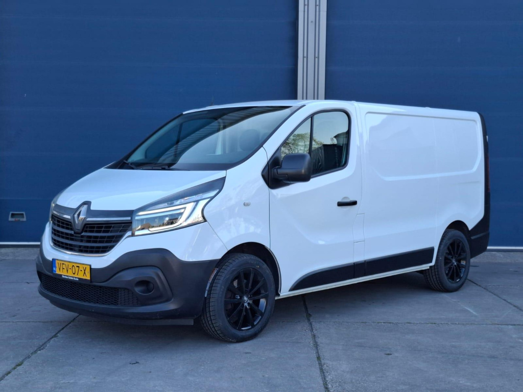 Renault Trafic 1.6 dci 95 t29 l1h1 comfort airco / cruise controle / navi / 3 zits