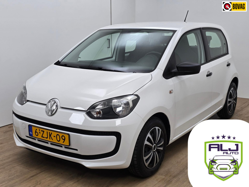 Volkswagen UP! occasion 1.0 take up! bluemotion zeer zuinig | tweedehands volkswagen up in wit met airco | 5 deurs | radio met aux