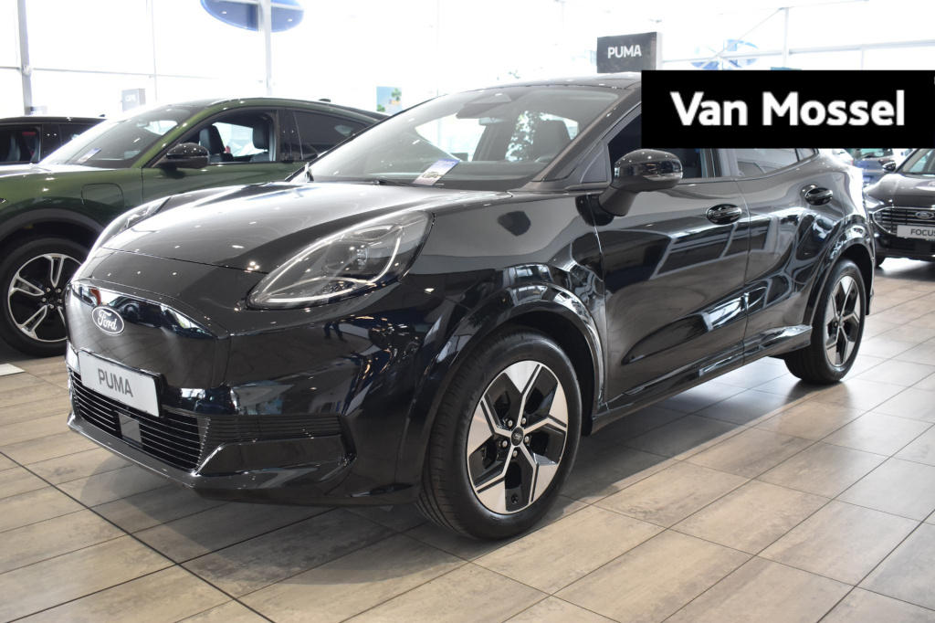 Ford Puma Gen-e 44 kwh | showroom voorraad | €3000.- korting | 0.99% rente via ford options | agate black | comfort pack | winterpack | incl. ford protect 2 + 3 jaar/100.000 km |