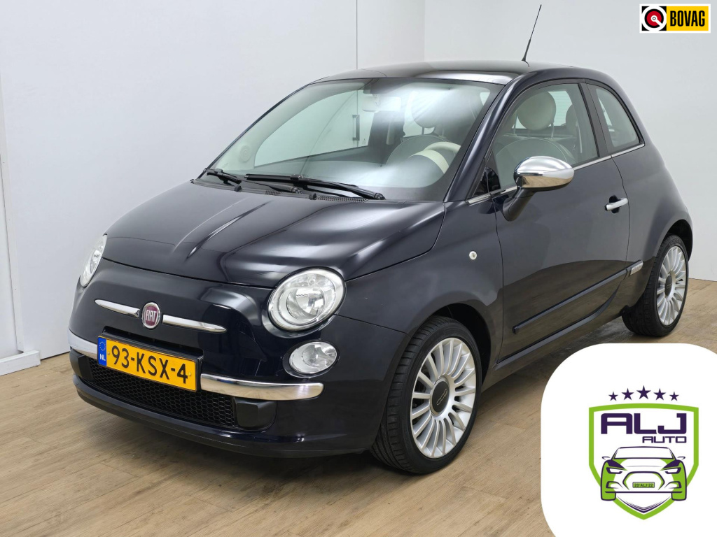 Fiat 500 1.2 lounge | pano | airco | lm velgen | 4-cilinder! | luxe uitvoering