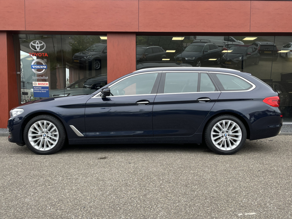 BMW 5 Serie touring 540i xdrive high executive | memory | navi | camera | leer
