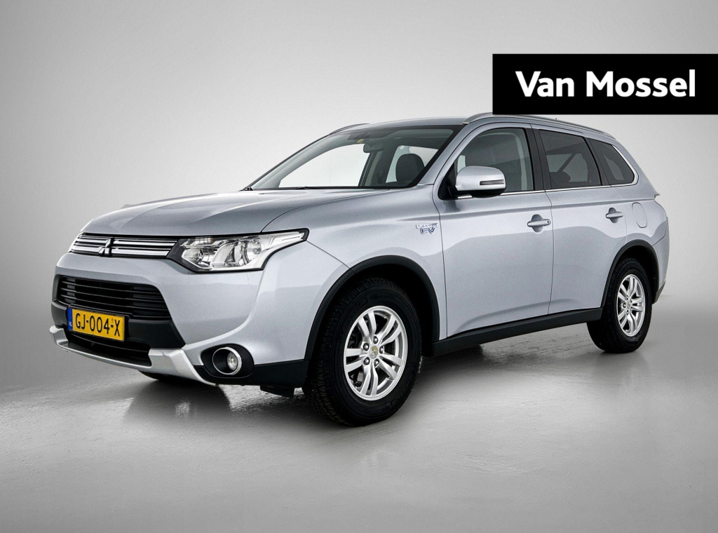 Mitsubishi Outlander 2.0 phev business edition x-line | camera | climate control | navigatie