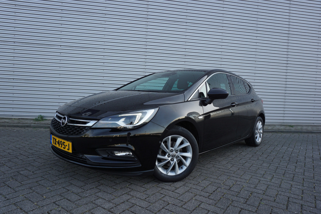 Opel Astra 1.4 innovation climate / navi / camera / parkeers. / cruise / nap
