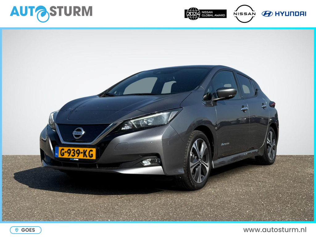 Nissan Leaf n-connecta 40 kwh | navigatie | 360° camera | stuur- + stoelverwarming | keyless entry | adapt. cruise control | rijklaarprijs!