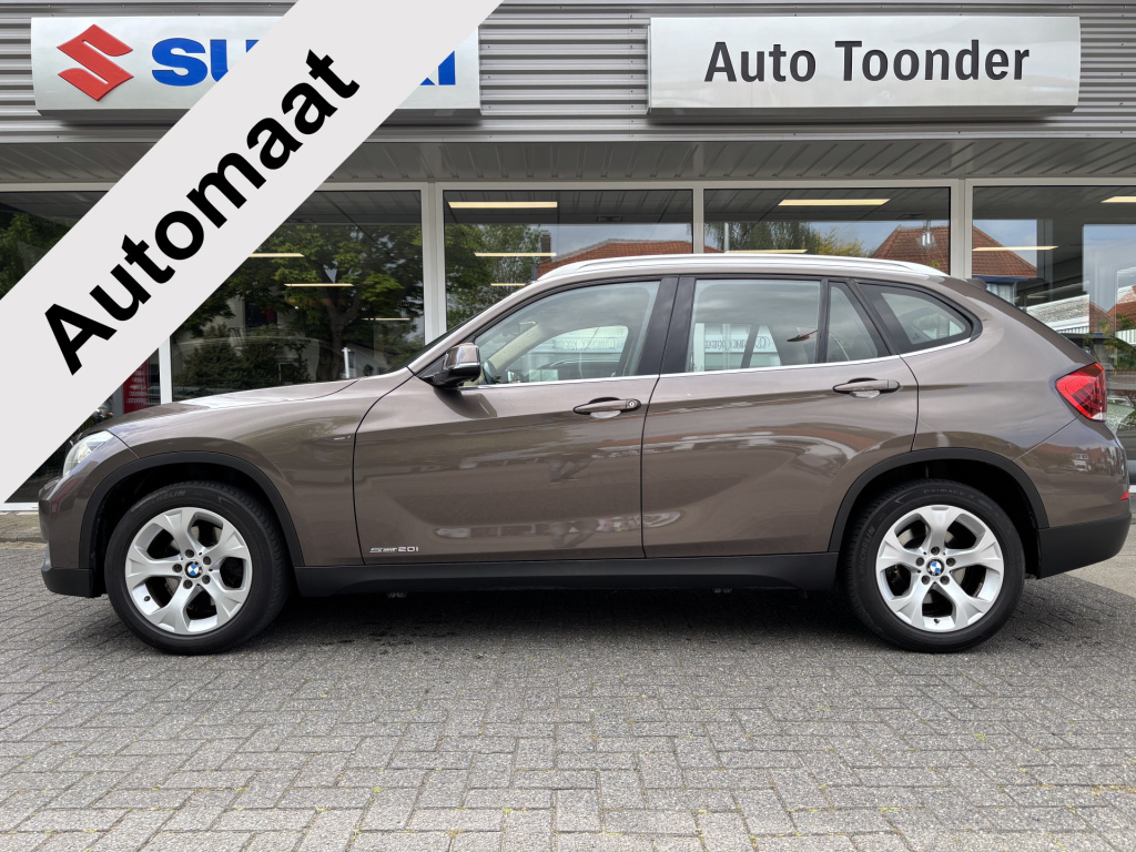 BMW X1 sdrive20i chrome line