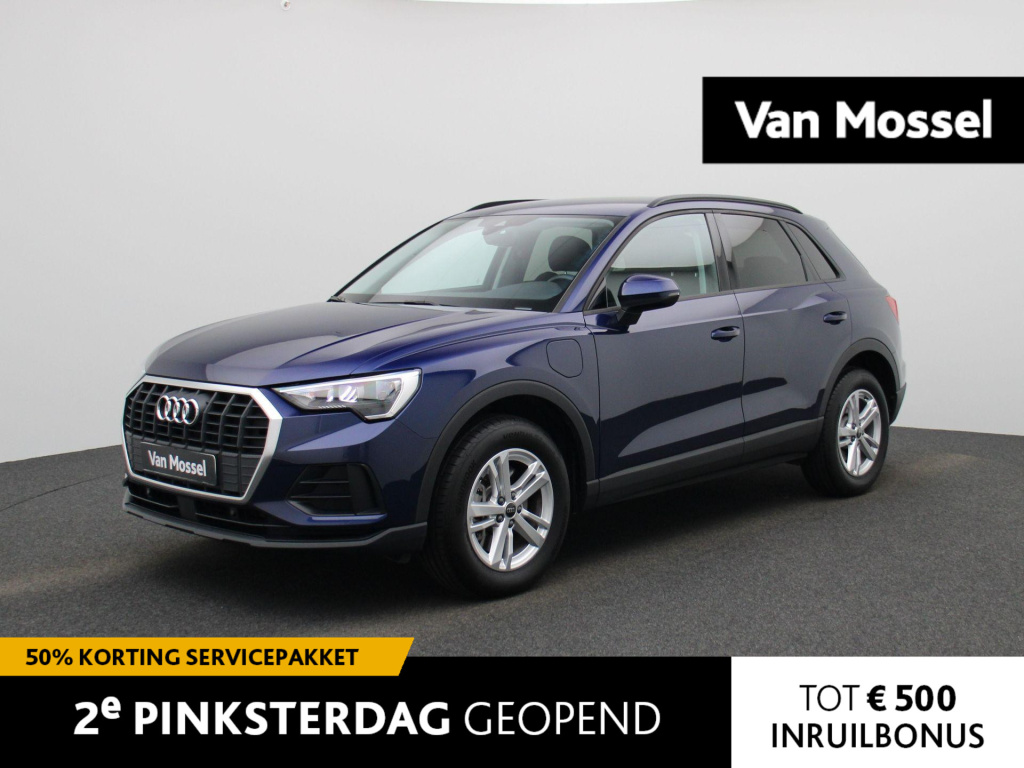 Audi Q3 45 tfsi e s tronic | automaat | lmv | parkeer sensoren | virtual cockpit | climate control | stoel verwarming | appla carplay | navigatie | lage km stand