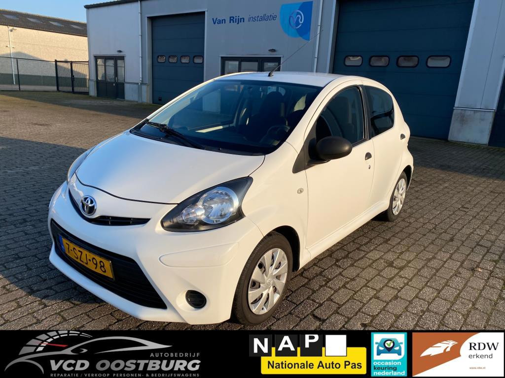 Toyota Aygo 1.0 vvt-i now