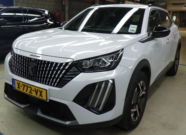 Peugeot 2008 1.2 puretech 130pk eat8 gt