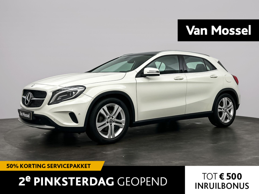 Mercedes-Benz Gla-klasse 180 ambition | panoramadak | navigatie | verwamde stoelen | sportstoelen | camera | lmv |