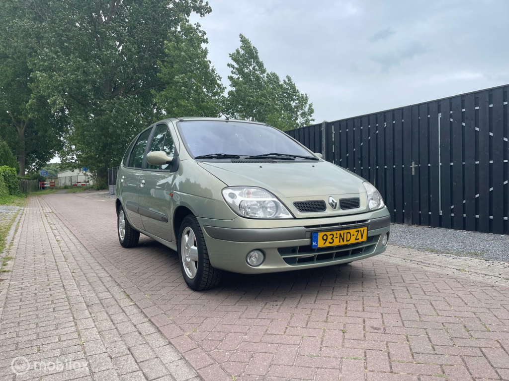 Renault Scenic 1.6-16v expression