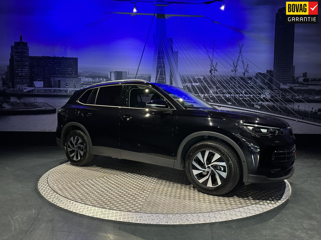Volkswagen Tiguan 1.5 etsi life edition *winterpack*ledplus*keyless*privglass*
