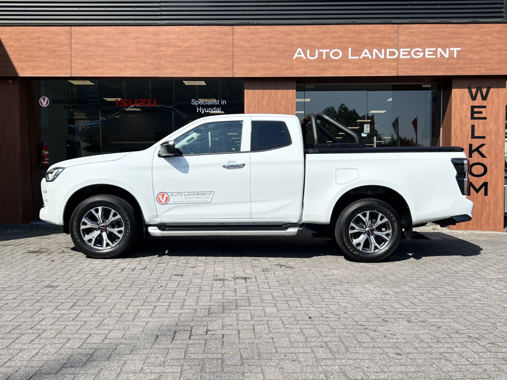 Isuzu D-max 1.9 extended cab lsx |topcover| rolbar | bedliner | trekhaak | 3500 kg trekgewicht!